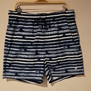 Nautica Men's Navy and White Patterned Board Shorts